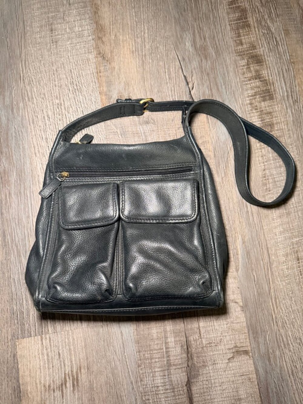 Fossil Black Leather Crossbody Bag Multi Pocket Shoulder Purse Vintage
